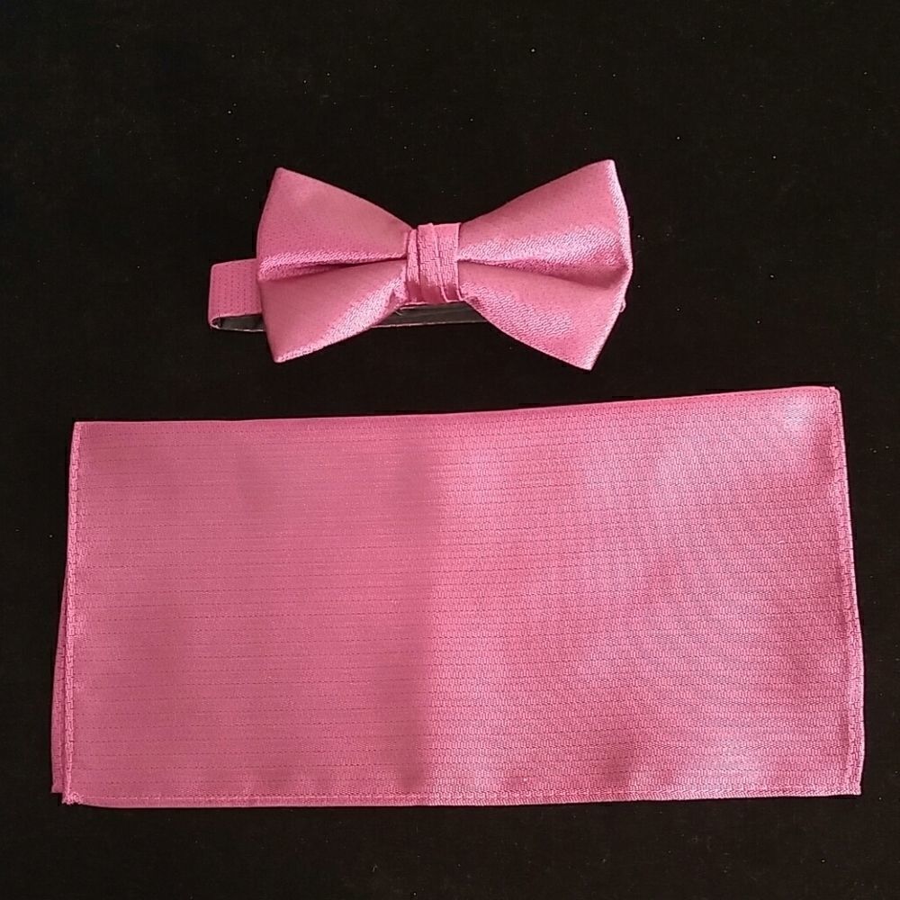 MEN'S LARR BRIO BOW TIE AND POCKET SQUARE